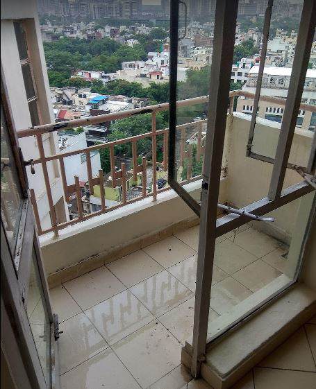 Show flat — Ansal Maple Heights