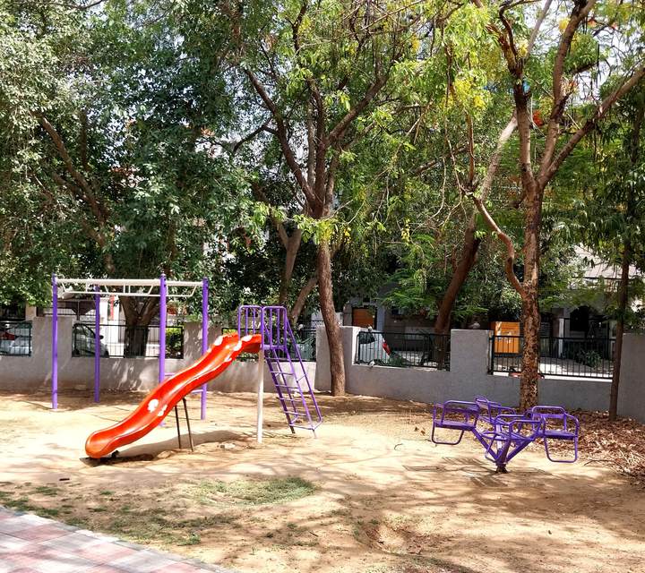 Facilities — Ansal Sushant Lok Plots