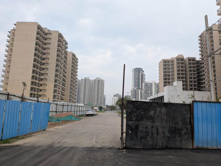 Construction progress — Breez Global Heights 88A