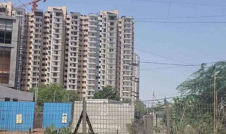 Construction progress — Breez Global Heights 89