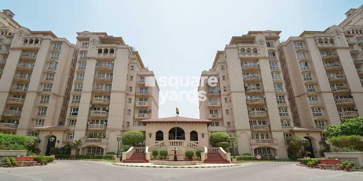 DLF Beverly Park — elevation