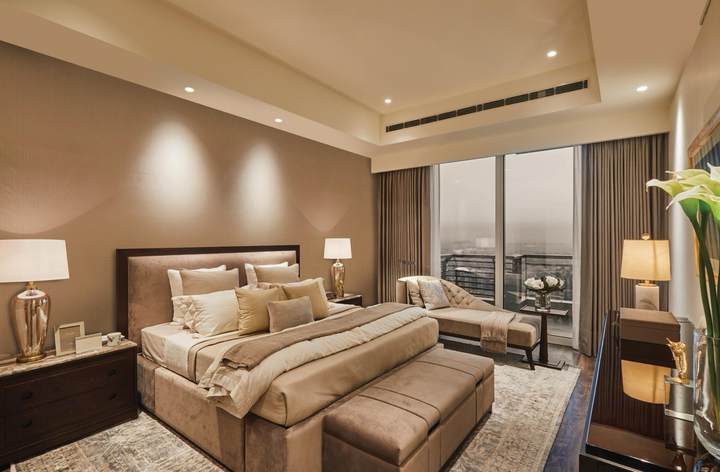 Show flat — DLF Privana North