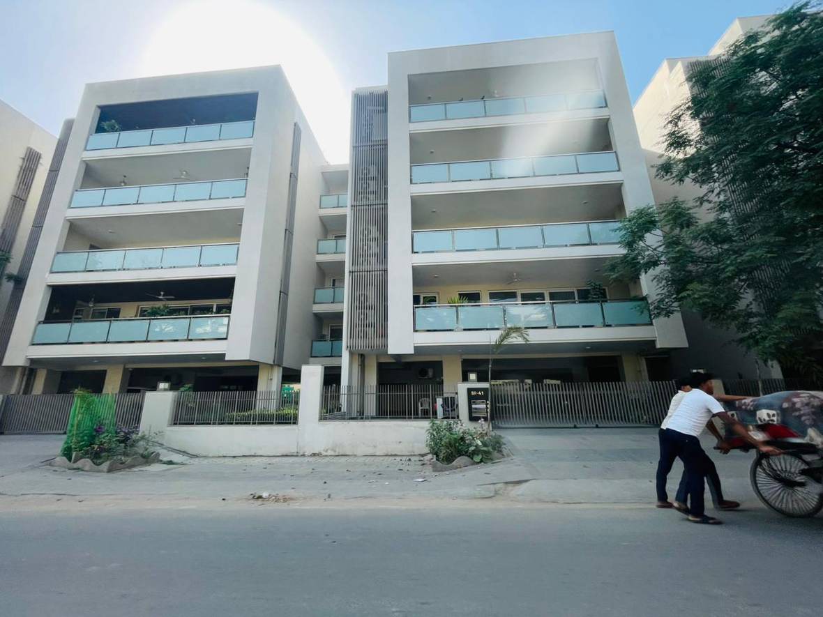 DLF Siris Floors — elevation