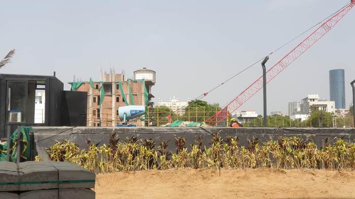 Construction progress — Elan the Statement