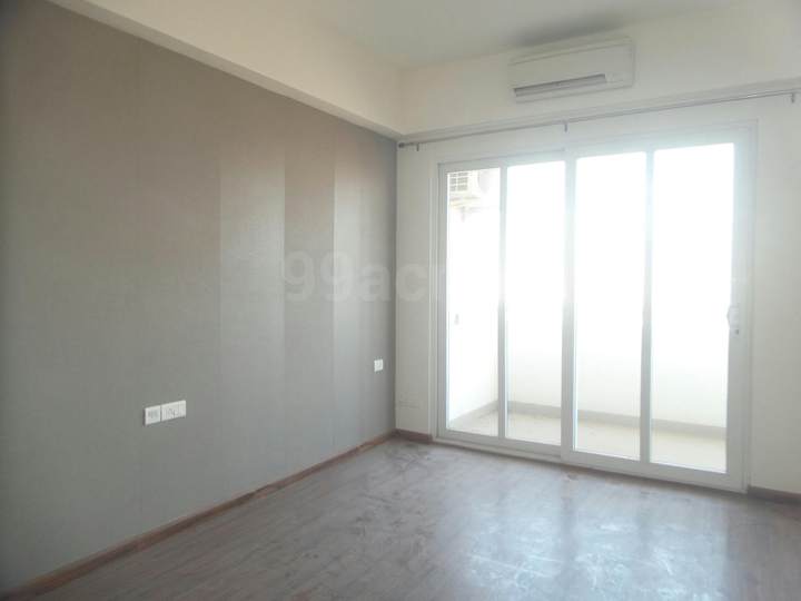 Show flat — Emaar MGF The Palm Drive