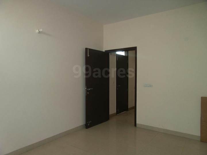 Show flat — Eros Rosewood City