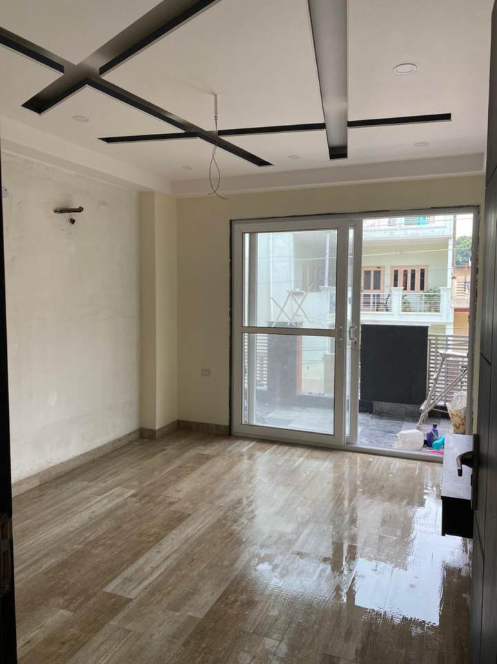 Show flat — Grover Homes Sec 4
