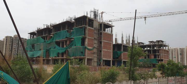 Construction progress — Landmark Avana