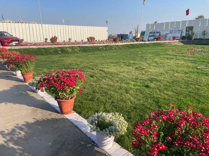 Facilities — Meffier Garden Residency
