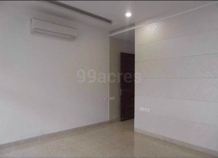 Show flat — Ompee Homes 17
