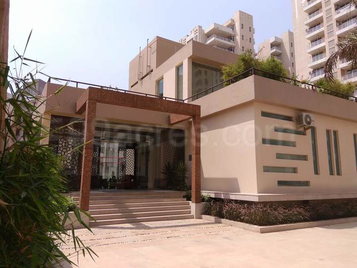 Facilities — Raheja Shilas