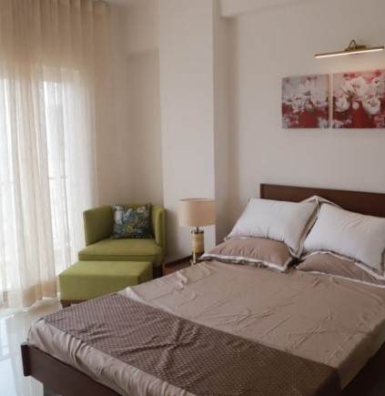 Show flat — SAS Arcadia