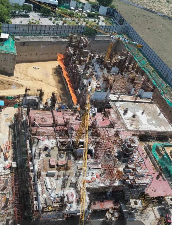 Construction progress — Signature Global Twin Tower DXP