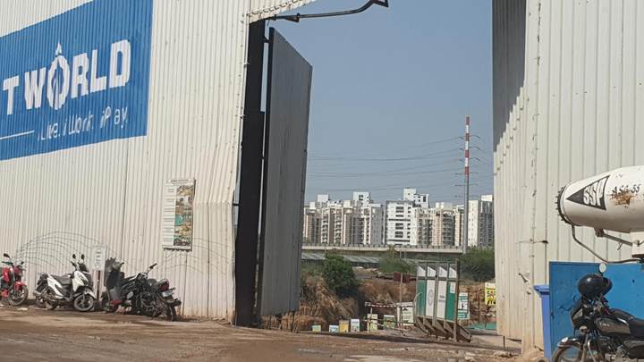 Construction progress — Smartworld Sky Arc