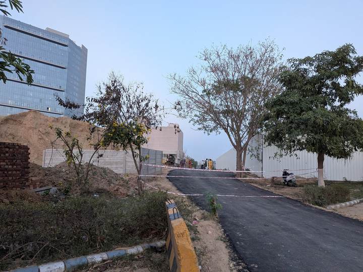 Construction progress — SS One