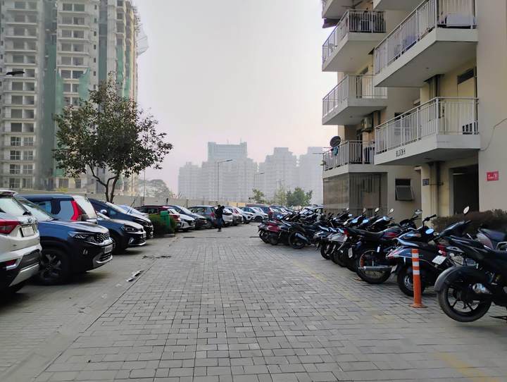 Facilities — Suncity Avenue 102