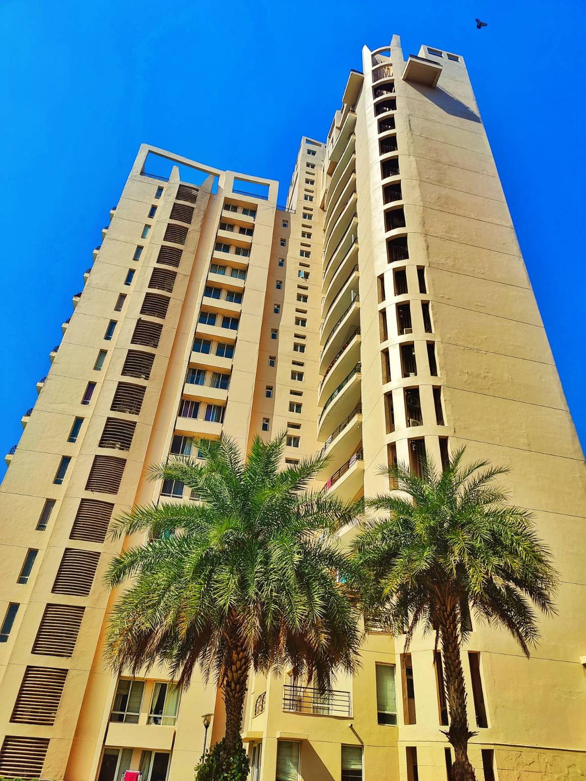 Unitech Escape — elevation