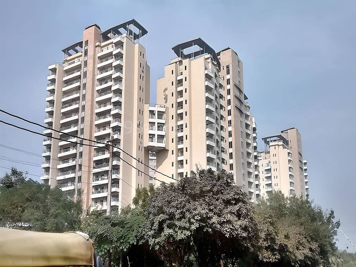 Unitech Uniworld City — elevation