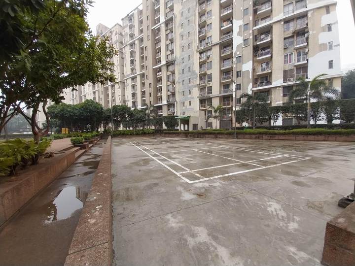 Facilities — Unitech Uniworld Gardens 2