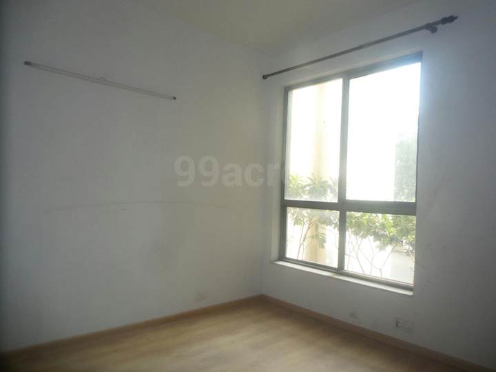 Show flat — Unitech Uniworld Gardens 2