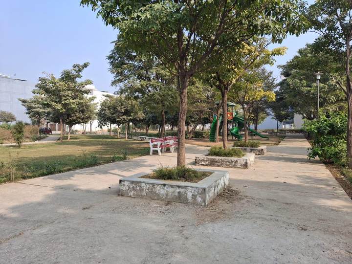 Facilities — Vatika Emilia Floors