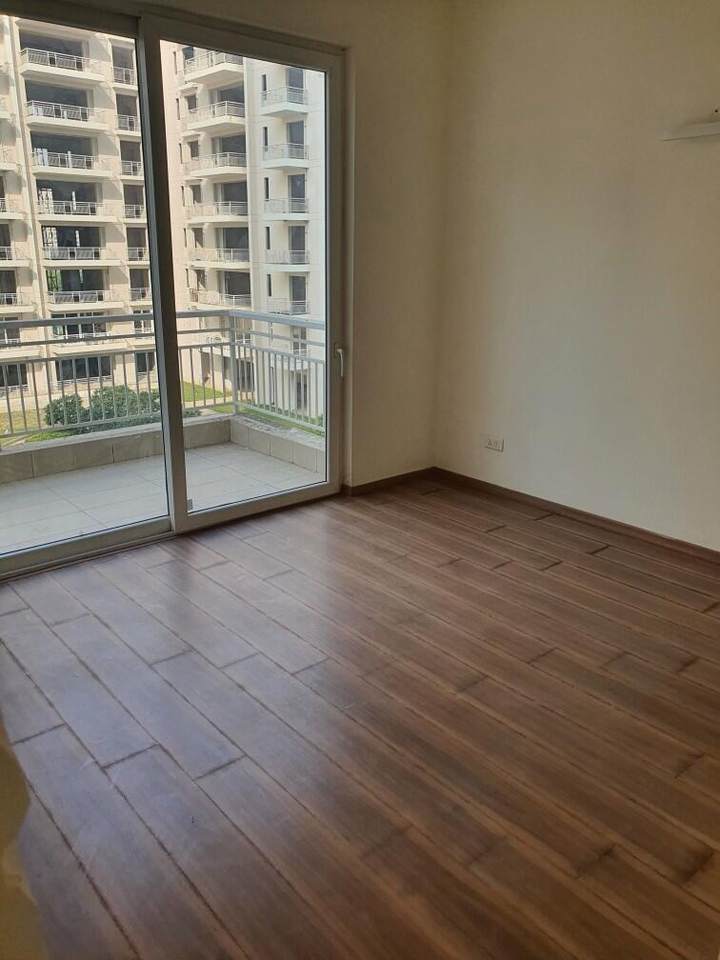 Show flat — Vatika Sovereign Park
